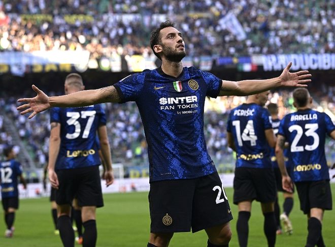 特在防守端 特在防守端